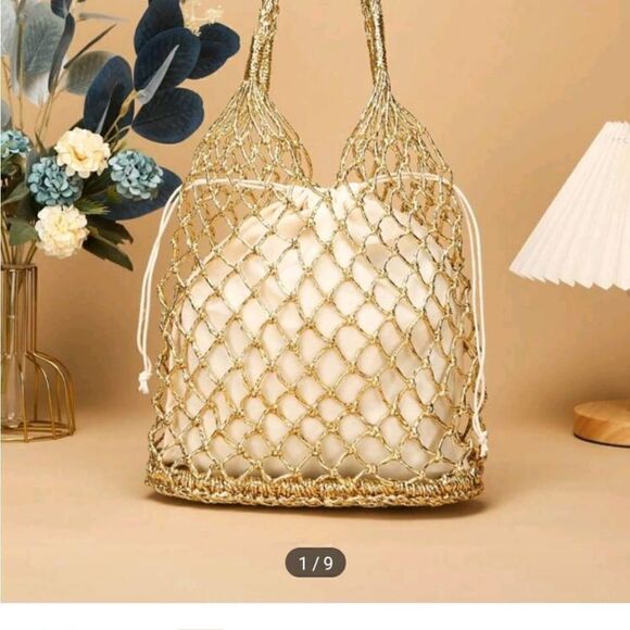 Elegant Gold Mesh Tote Bag - Picture 3 of 9
